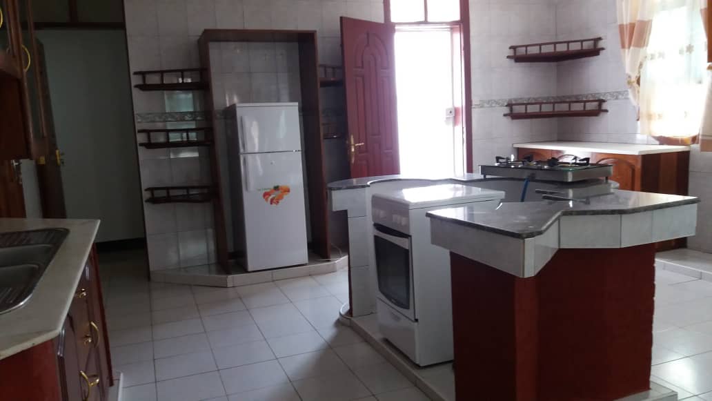 Andrew Real Estates Arusha Tanzania photo 9