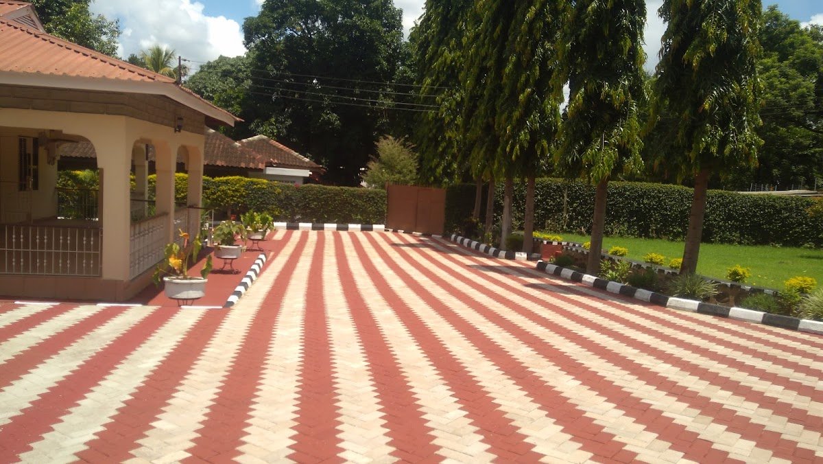 Andrew Real Estates Arusha Tanzania photo 6