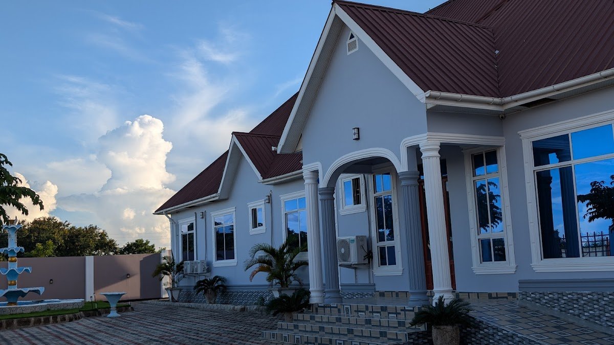 KIJAZE EXECUTIVE LODGE 2